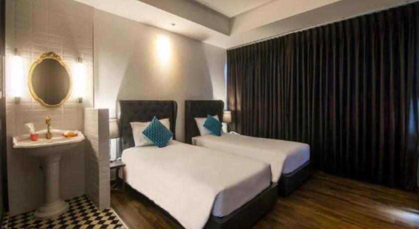 First House Hotel Bangkok Zewnętrze zdjęcie